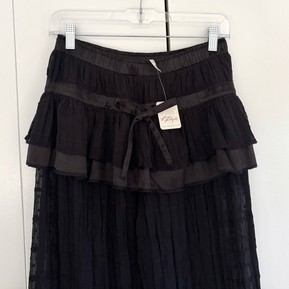 Free People Belle Ruffle Pants in Black Size XS NWT - Picture 6 of 13